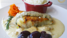 Bacalhau ao creme de azeitonas pretas e palmito