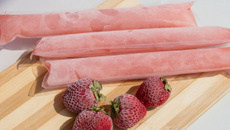 Geladinho de morango