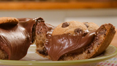 Ovo de Páscoa com casca de Cookie