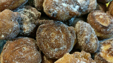 Bolinho de chuva com fubá