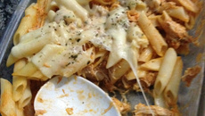 Penne com frango