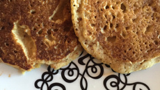 Panqueca america sem glúten e sem lactose com farinha de amendoim
