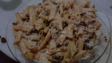 Penne ao molho cheddar
