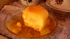 Pudim de leite condensado de caneca