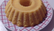 Bolo de milho cremoso de liquidificador