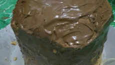 Panetone de chocolate com sorvete