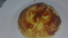 Bolo de micro-ondas individual de fubá