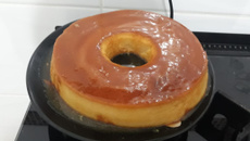 Pudim de leite em pó com leite condensado