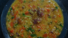 Canjiquinha com carne seca e bacon