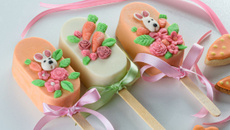 Cake pop de bolo de cenoura