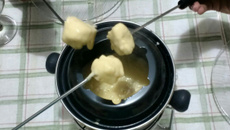 Fondue de queijo de microondas