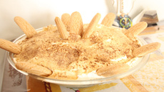 Bolo gelado super fácil