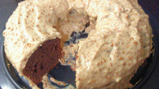 Bolo de chocolate com paçoca diet