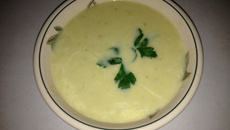 Sopa de batata com aipo