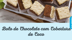 Bolo de chocolate com cobertura de coco