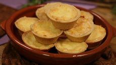 Empada cremosa de queijo