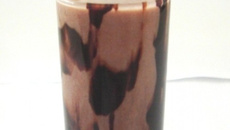 Vitamina tipo napolitana com Ades