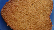 Bolo de macaxeira (mandioca)
