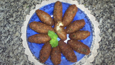 Quibe recheado com mussarela