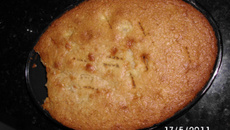 Bolo de aveia com banana e coco