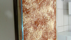 Polenta cremosa com molho de carne moída