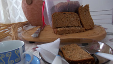 Pão 100% integral com recheio na panificadora