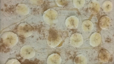 Bolo integral superfácil de banana e maçã