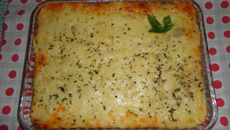 Escondidinho de batata com recheio de pizza