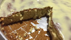 Bolo Simples com cobertura de leite em pó