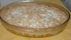 Torta pregüiçosa de pêssego