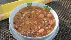 Sopa de pinhão curitibana