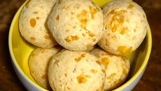 Pão de queijo tradicional