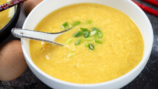 Caldo de batata e frango