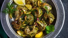 Alcachofra vinagrete (Artichaut vinagrette)