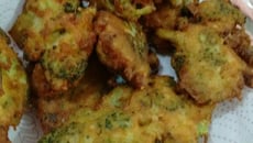 Bolinho de talo de brócolis