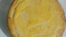 Bolo de batata com recheio de camarão