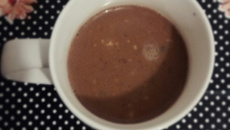 Chocolate quente de micro-ondas