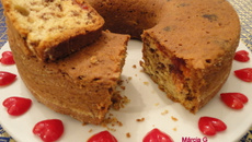 Bolo Simples com Goiabada