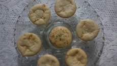 Pão de queijo de liquidificador com recheio