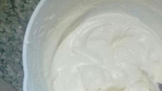 Creme branco de manteiga
