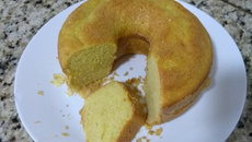 Bolo simples da Vitória