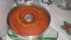 Bolo de cenoura com canela