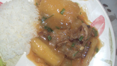 Costelinha com mandioca na panela de pressão