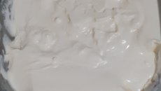 Sorvete rápido com 2 ingredientes (de baunilha)