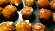 Carne moída à parmegiana