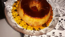 Pudim de leite condensado na panela de pressão elétrica