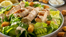 Salada Caesar