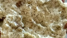 Filé de frango ao catupiry e orégano