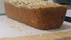 Bolo de farinha de arroz com linhaça