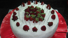 Bolo de gelado de morango Claudiakucau